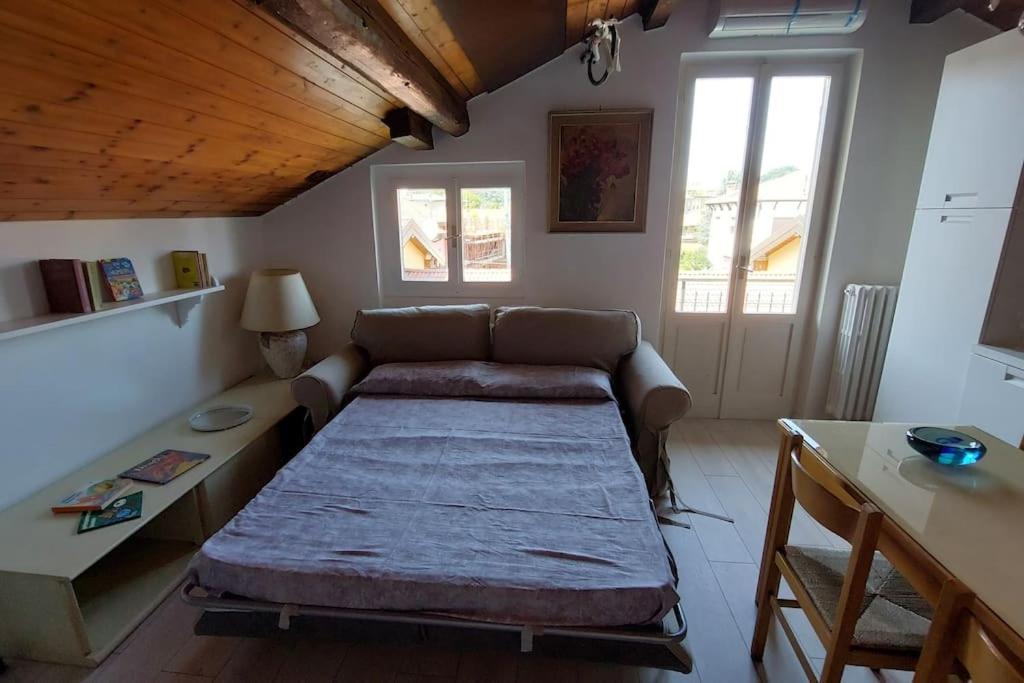 Comodo, Pratico E Tranquillo Apartment Arona